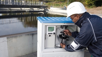 Automatic water samplers for wastewater treatment, sewer systems, surface waters, rivers, stormwater
