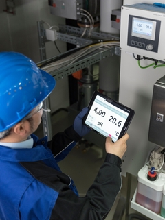 Control the system and the entire measuring point conveniently with a tablet or smartphone.